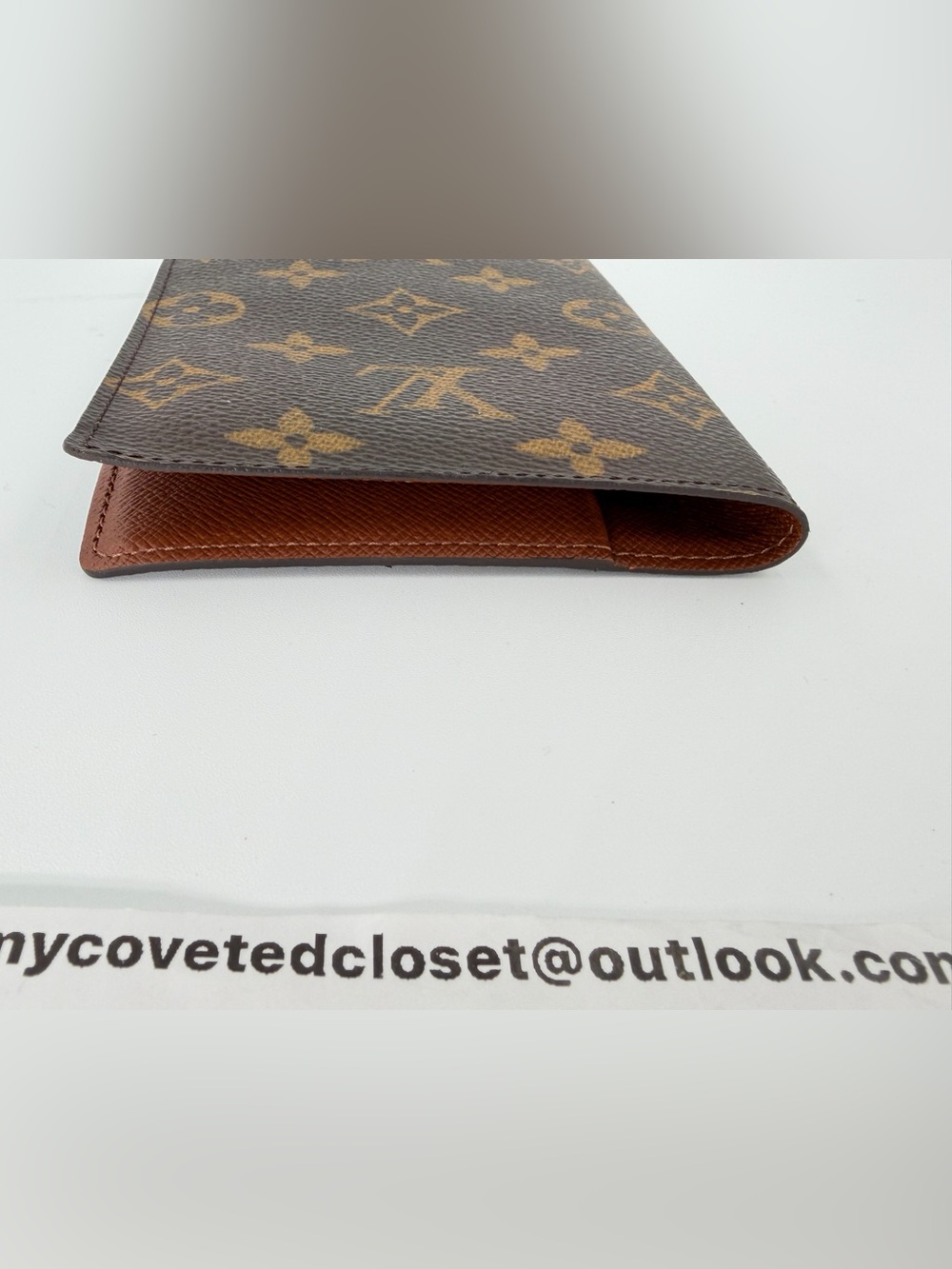 Louis Vuitton Monogram Passport Cover Rank A Condition w/Entrupy COA🤎 - Picture 5 of 15